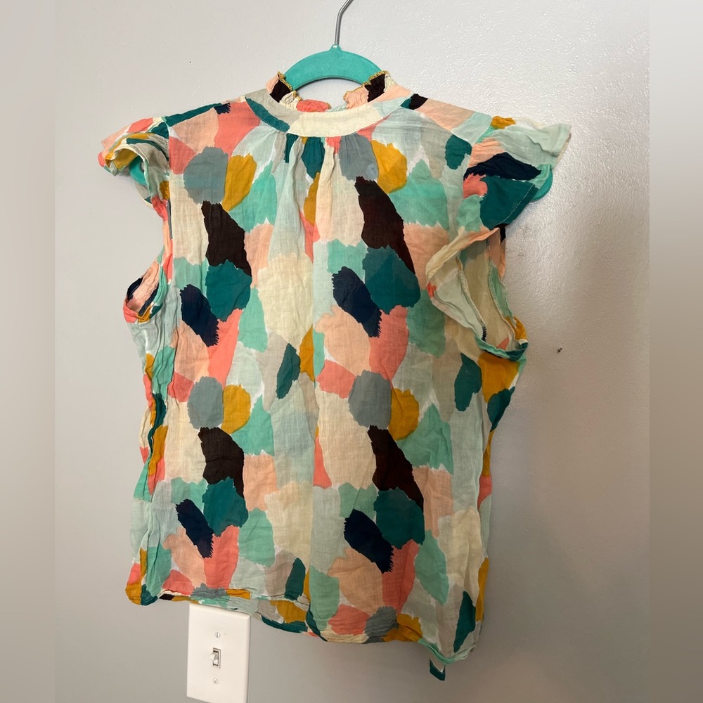abstract business casual blouse ruffle sleeve